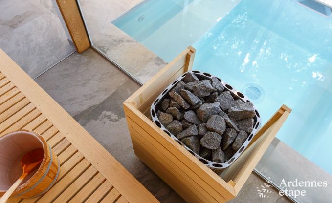 Ruime luxevilla in Spa voor 15 personen met 5 slaapkamers, sauna, buitenzwembad en priv�tuin