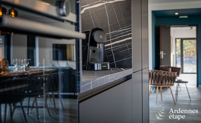 Luxeverblijf voor 10 personen met zwembad, jacuzzi, bij Spa en Francorchamps.