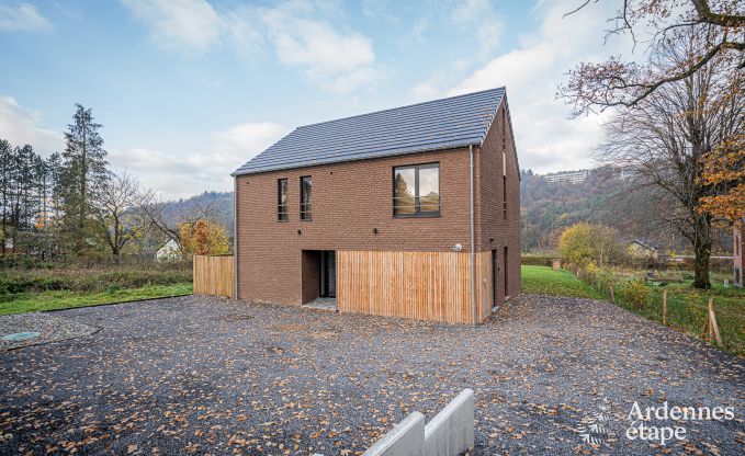 Luxeverblijf voor 10 personen met zwembad, jacuzzi, bij Spa en Francorchamps.