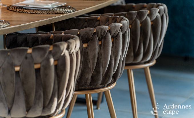 Luxeverblijf voor 10 personen met zwembad, jacuzzi, bij Spa en Francorchamps.