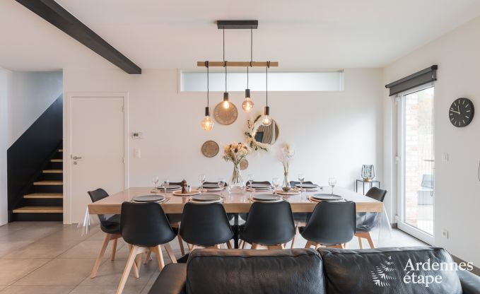 Ruime vakantiewoning voor 8 personen in Spa in de Ardennen: 4 slaapkamers, 2 badkamers en een priv�terras op 1 km van het stadscentrum.