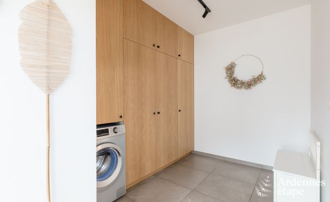 Ruime vakantiewoning voor 8 personen in Spa in de Ardennen: 4 slaapkamers, 2 badkamers en een priv�terras op 1 km van het stadscentrum.