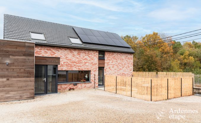 Ruime vakantiewoning voor 8 personen in Spa in de Ardennen: 4 slaapkamers, 2 badkamers en een priv�terras op 1 km van het stadscentrum.