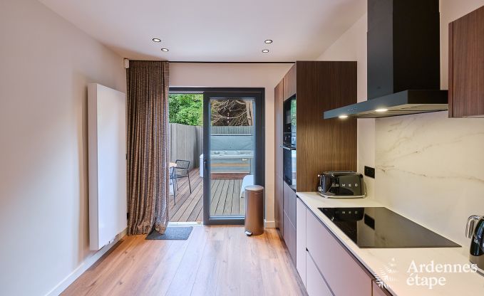 Charmante vakantiewoning in Spa met 2 slaapkamers, ontspanningsruimte en priv�terras met jacuzzi