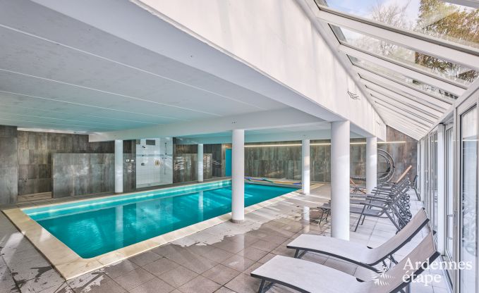 Villa met zwembad en jacuzzi vlakbij Spa