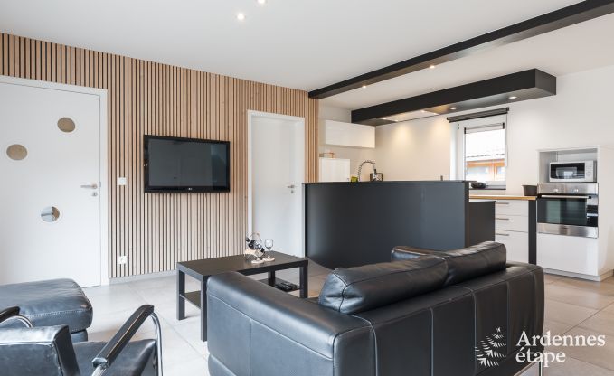 Ruime vakantiewoning voor 8 personen in Spa in de Ardennen: 4 slaapkamers, 2 badkamers en een priv�terras op 1 km van het stadscentrum.