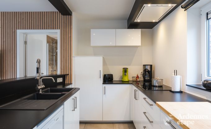 Ruime vakantiewoning voor 8 personen in Spa in de Ardennen: 4 slaapkamers, 2 badkamers en een priv�terras op 1 km van het stadscentrum.