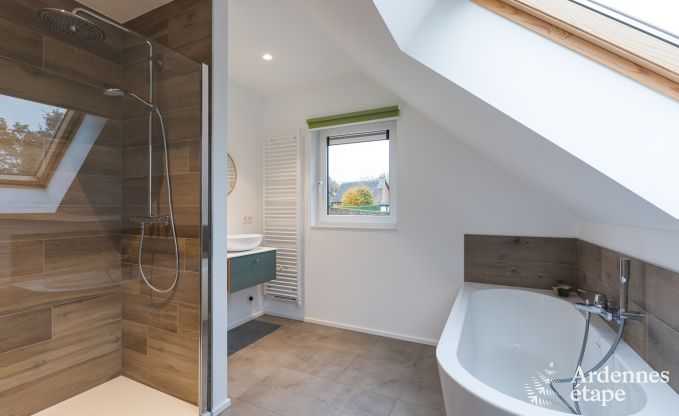 Ruime vakantiewoning voor 8 personen in Spa in de Ardennen: 4 slaapkamers, 2 badkamers en een priv�terras op 1 km van het stadscentrum.