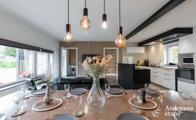 Ruime vakantiewoning voor 8 personen in Spa in de Ardennen: 4 slaapkamers, 2 badkamers en een priv�terras op 1 km van het stadscentrum.