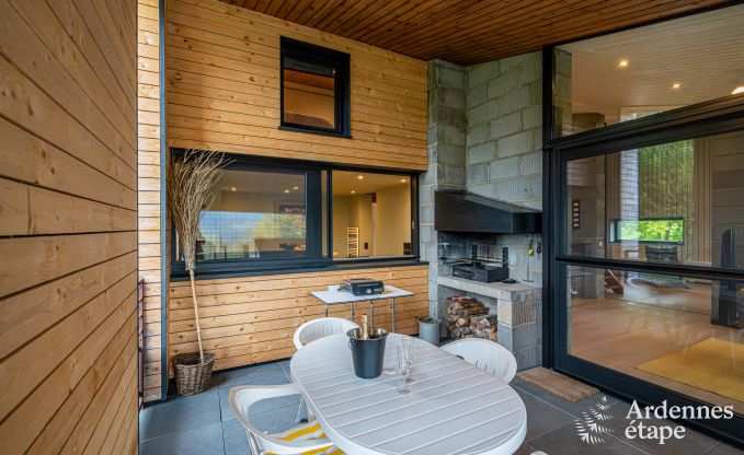 Chalet voor 4 personen in Stavelot met jacuzzi, houtkachel en privterras