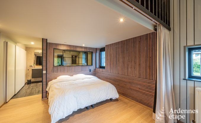 Chalet voor 4 personen in Stavelot met jacuzzi, houtkachel en privterras