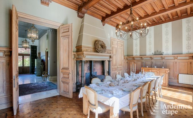 Luxe kasteel in Stavelot voor 8 met zwembad en tuin in de Hoge Venen