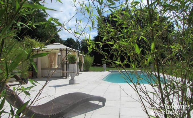 Luxe kasteel in Stavelot voor 8 met zwembad en tuin in de Hoge Venen