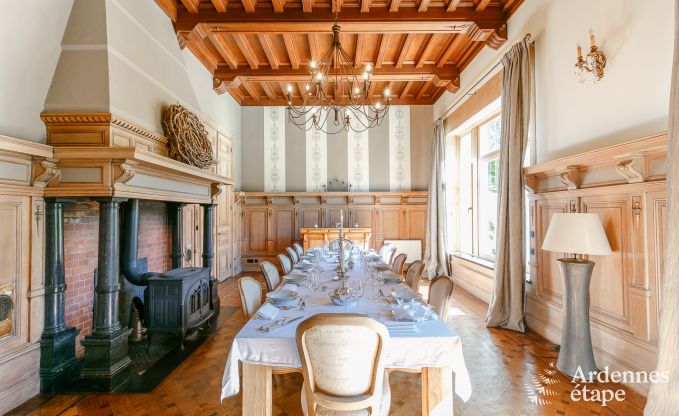 Luxe kasteel in Stavelot voor 8 met zwembad en tuin in de Hoge Venen
