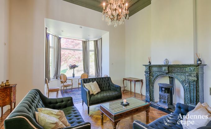 Luxe kasteel in Stavelot voor 8 met zwembad en tuin in de Hoge Venen