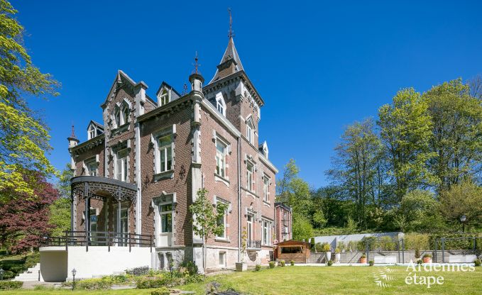 Luxe kasteel in Stavelot voor 8 met zwembad en tuin in de Hoge Venen