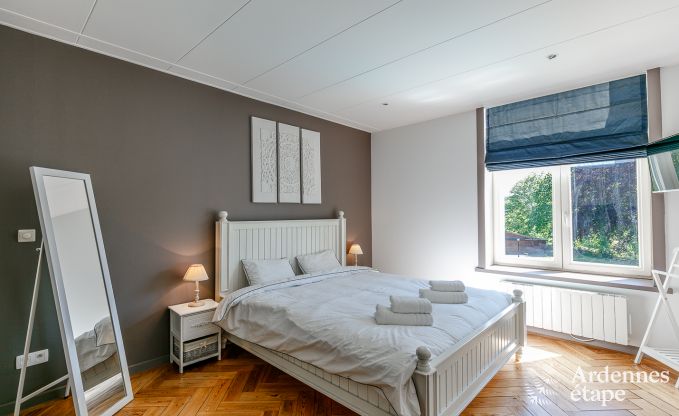 Luxe kasteel in Stavelot voor 8 met zwembad en tuin in de Hoge Venen