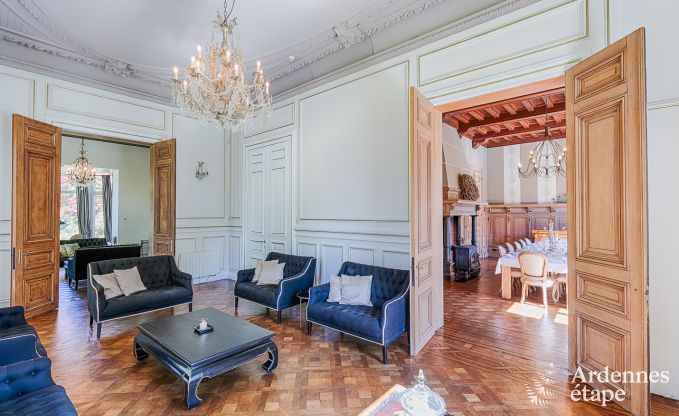 Luxe kasteel in Stavelot voor 8 met zwembad en tuin in de Hoge Venen
