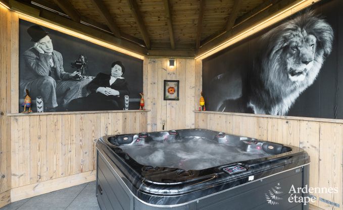 Vakantiehuis in Stavelot met jacuzzi en uitzicht voor 4 personen in de Ardennen