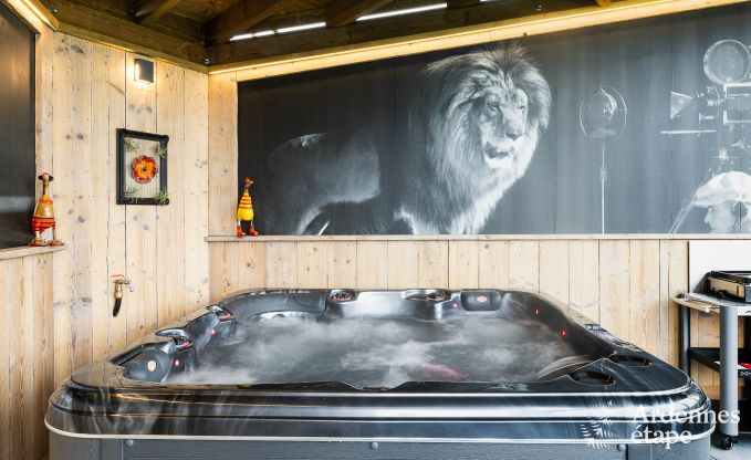 Vakantiehuis in Stavelot met jacuzzi en uitzicht voor 4 personen in de Ardennen