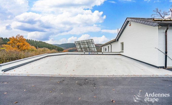 Vakantiehuis in Stavelot met jacuzzi en uitzicht voor 4 personen in de Ardennen