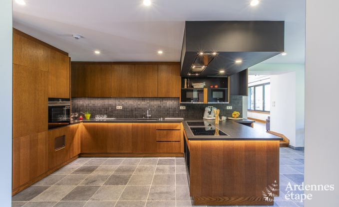 Vakantiehuis in Stavelot voor 12/15 personen in de Ardennen