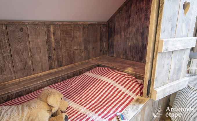 Vakantiehuis in Stavelot: verblijf in de Ardennen voor 10 personen met sauna en priv� tuin