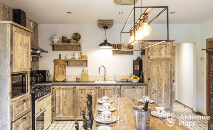 Vakantiehuis in Stavelot: verblijf in de Ardennen voor 10 personen met sauna en priv� tuin