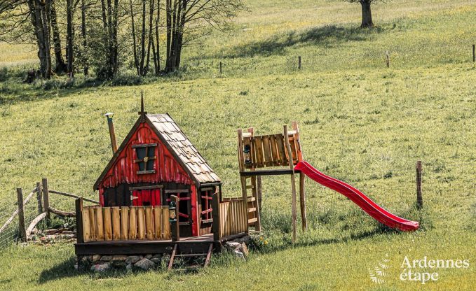 Vakantiehuis in Stavelot: verblijf in de Ardennen voor 10 personen met sauna en priv� tuin