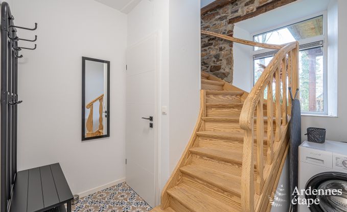 Comfortabele chalet voor 4 personen in Stoumont met 2 slaap- en badkamers outdoor jacuzzi en sauna