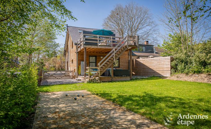 Comfortabele chalet voor 4 personen in Stoumont met 2 slaap- en badkamers outdoor jacuzzi en sauna