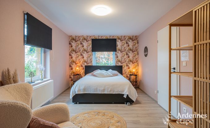 Comfortabele chalet voor 4 personen in Stoumont met 2 slaap- en badkamers outdoor jacuzzi en sauna