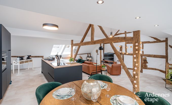 Comfortabele chalet voor 4 personen in Stoumont met 2 slaap- en badkamers outdoor jacuzzi en sauna