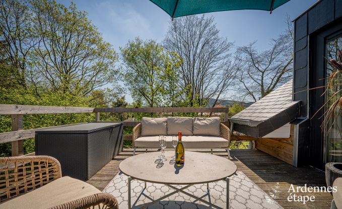Comfortabele chalet voor 4 personen in Stoumont met 2 slaap- en badkamers outdoor jacuzzi en sauna