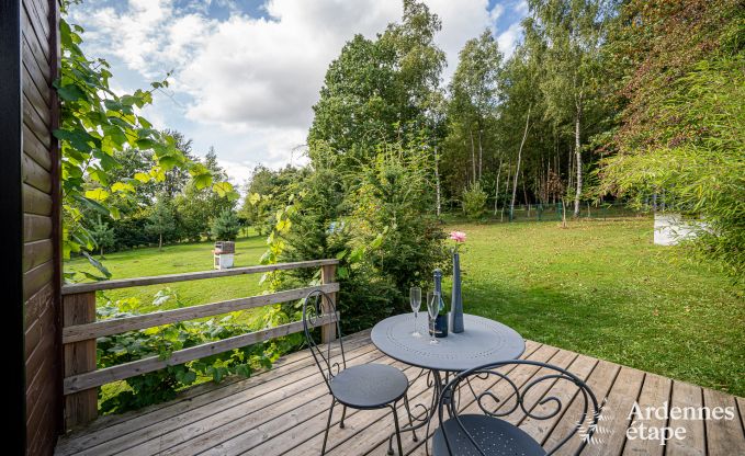Gezellige chalet in Tenneville voor 4 personen/3 volwassenen met 2 slaapkamers, speelruimte, babyhoek en panoramisch uitzicht