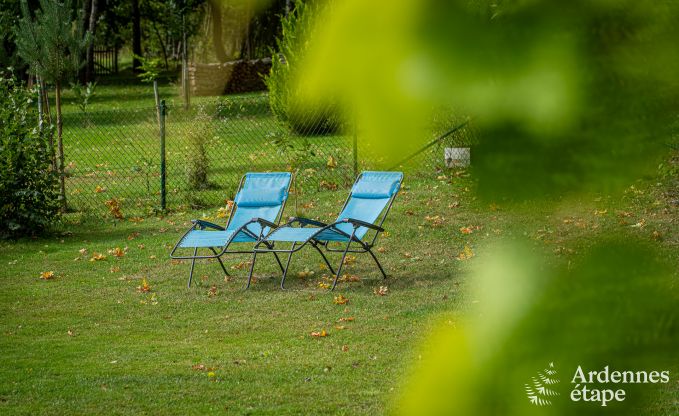 Gezellige chalet in Tenneville voor 4 personen/3 volwassenen met 2 slaapkamers, speelruimte, babyhoek en panoramisch uitzicht