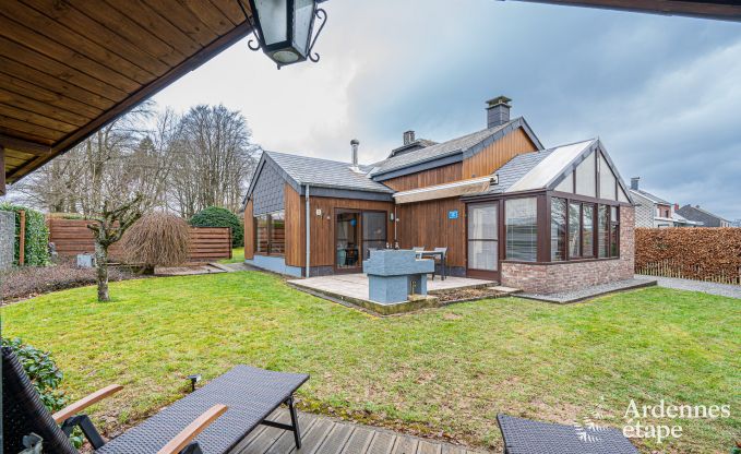 Modern en comfortabel chalet in Tenneville voor vier personen - met sauna, priv�tuin en nabijheid van Saint-Hubert