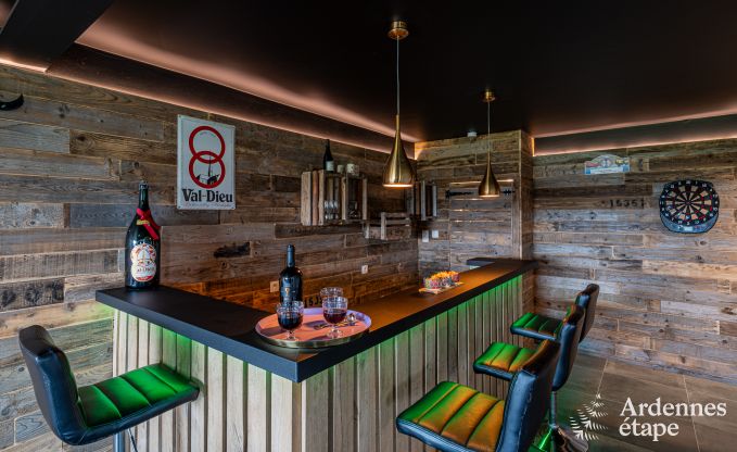 Luxe villa in Theux voor 10 personen met speelzaal, jacuzzi en nabijheid van Spa-Francorchamps