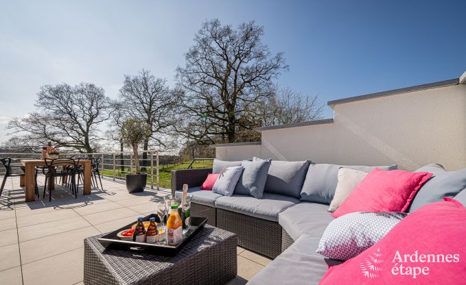 Luxe villa in Theux voor 10 personen met speelzaal, jacuzzi en nabijheid van Spa-Francorchamps