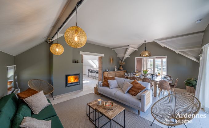 Luxe villa in Theux voor 10 personen met speelzaal, jacuzzi en nabijheid van Spa-Francorchamps