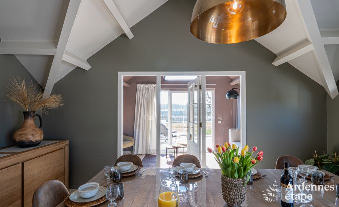 Luxe villa in Theux voor 10 personen met speelzaal, jacuzzi en nabijheid van Spa-Francorchamps