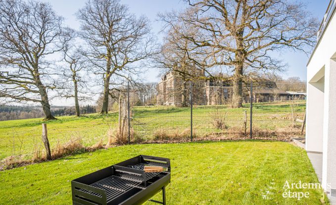 Luxe villa in Theux voor 10 personen met speelzaal, jacuzzi en nabijheid van Spa-Francorchamps