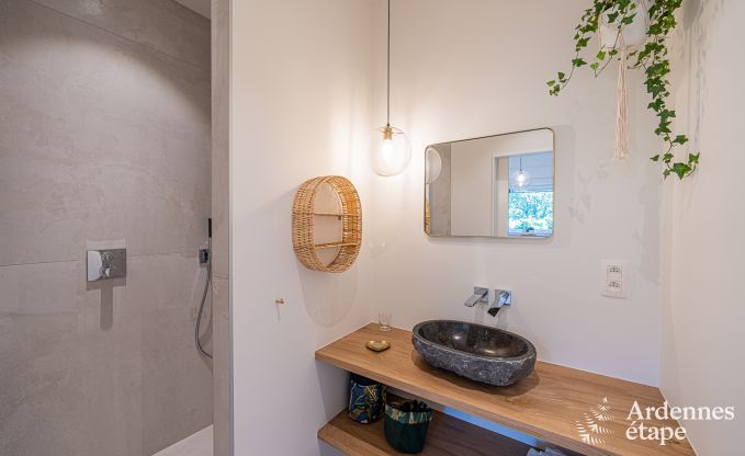 Leuk vakantiehuis voor 8 personen met jacuzzi in Theux, Hoge Venen