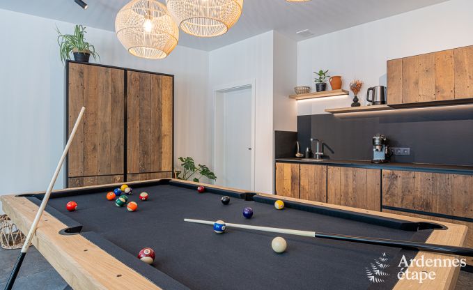 Leuk vakantiehuis voor 8 personen met jacuzzi in Theux, Hoge Venen