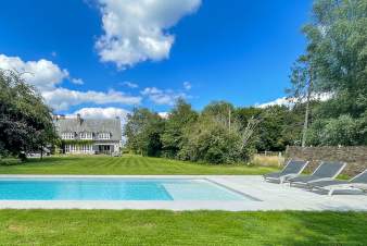 Vakantiewoning voor 9 personen in Tinlot, 4 slaapkamers, zwembad, tuin en nabij Ardennen natuur