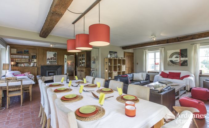 Ruime vakantiewoning voor 9 personen in Tinlot met 4 slaap- en badkamers,  zwembad, priv�tuin en speelvoorzieningen