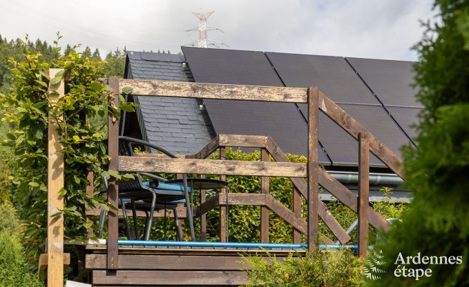 Gezellig vakantiehuis in Trois-Ponts voor 4 personen met sauna, jacuzzi en zwembad dichtbij het bos