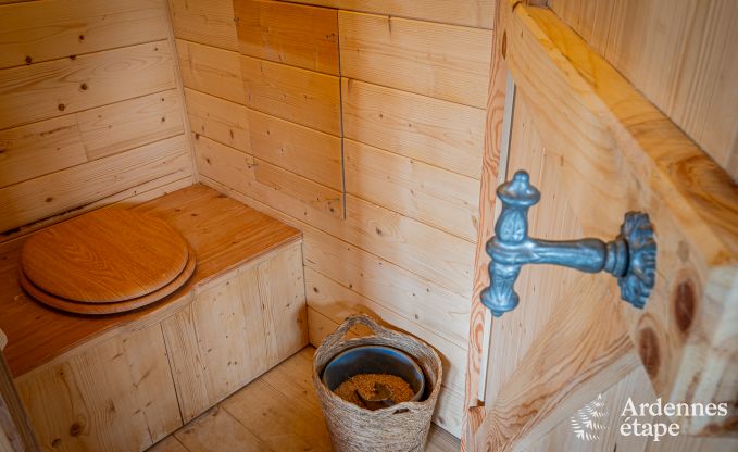 Gezellig vakantiehuis in Trois-Ponts voor 4 personen met sauna, jacuzzi en zwembad dichtbij het bos