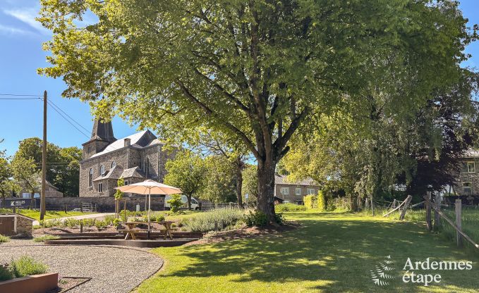 Oude gerenoveerde schuur voor 10 personen op de C�tes de Wanne