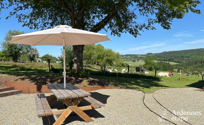 Oude gerenoveerde schuur voor 10 personen op de C�tes de Wanne